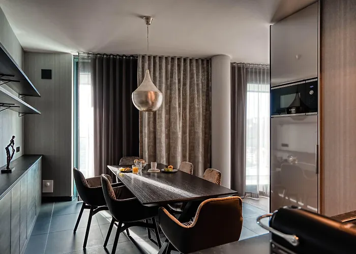 Cloud No7 Apartments - The Original