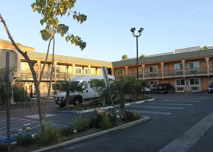 El Rancho Inn