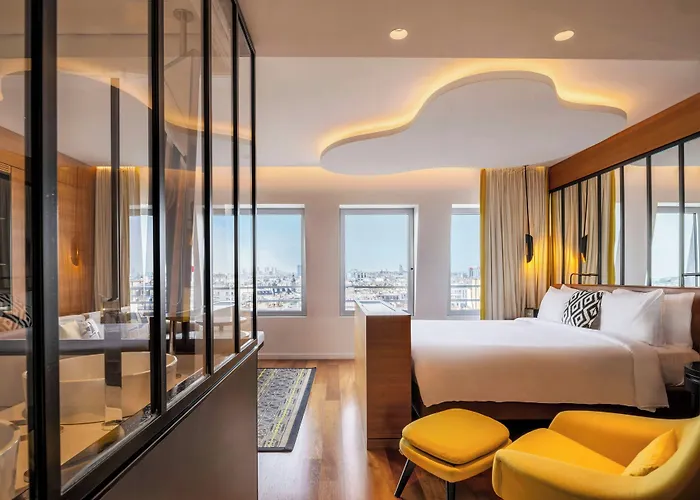 Renaissance Paris Republique & Spa