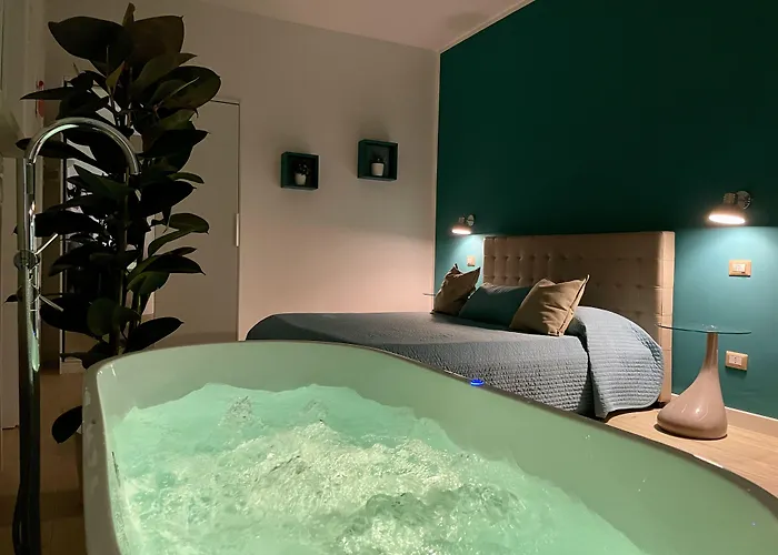 Le Coq Suites