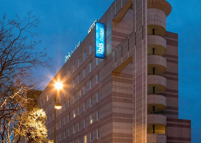 Ibis Budget Paris Porte De Montmartre