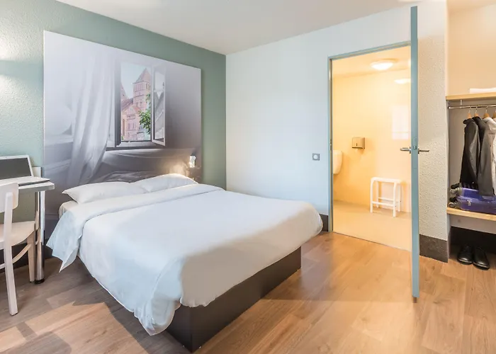 B&B Hotel Lyon Grand Stade Meyzieu