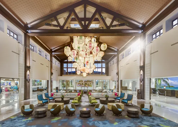 Universal'S Loews Sapphire Falls Resort