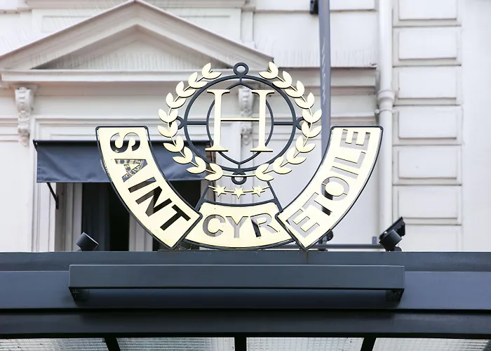 Hotel Saint Cyr Etoile