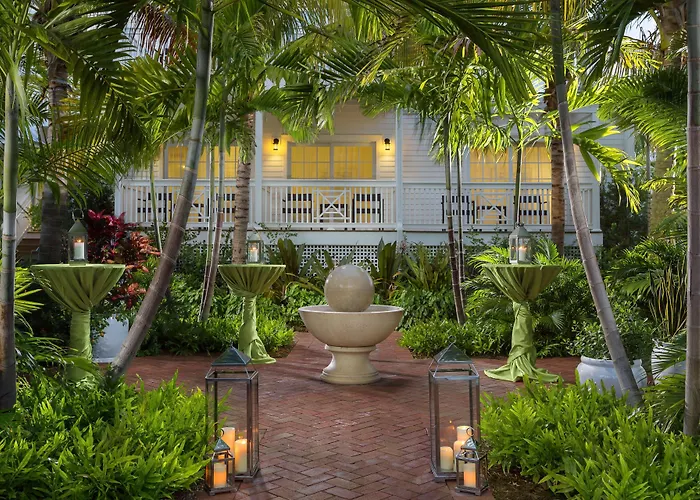 Pets Allowed Hotel Marker Waterfront