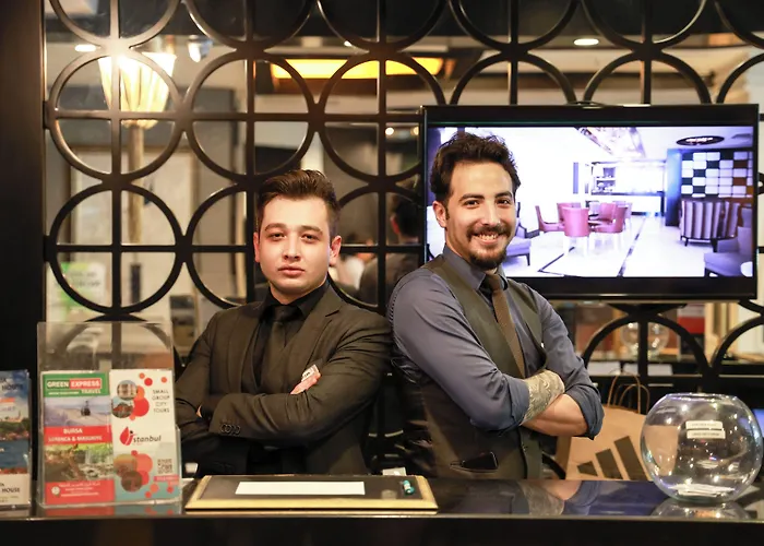 Mia Berre Hotels