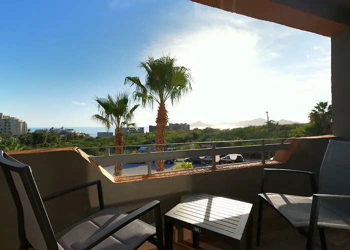 Sunrock Hotel & Suites