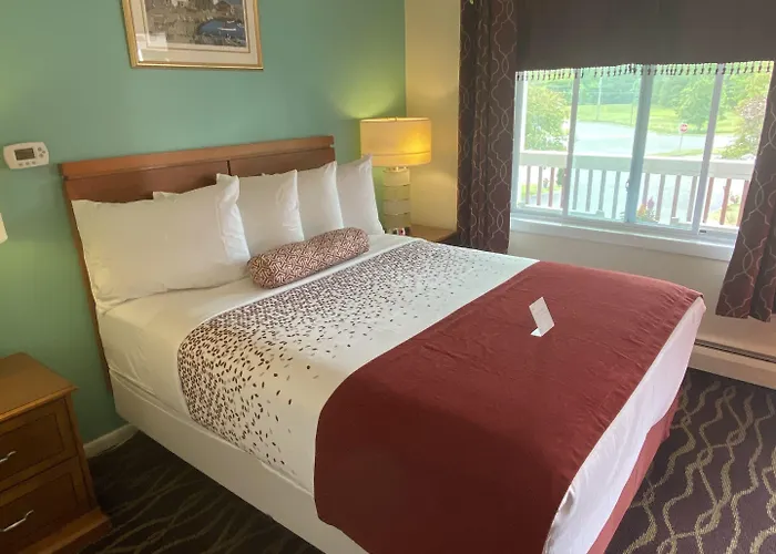 Cozy Corner Motel