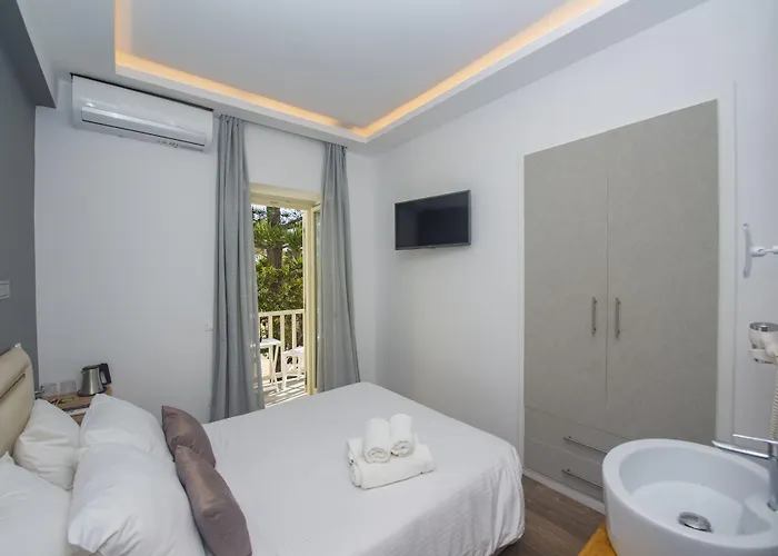 Fresh Boutique Hotel