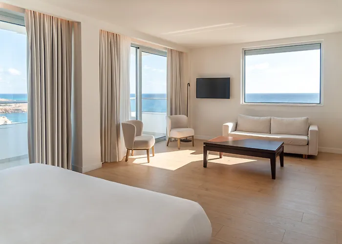 Grecian Sands Hotel