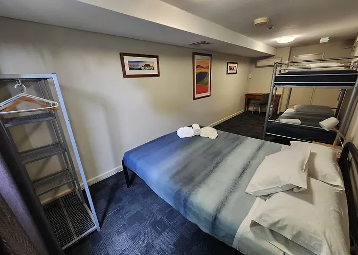 Big Backpackers Hostel