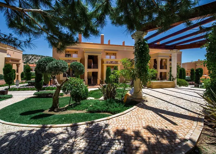 Baia Da Luz Resort
