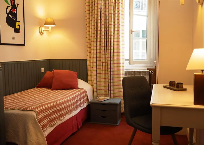 Hotel Du Cygne Paris