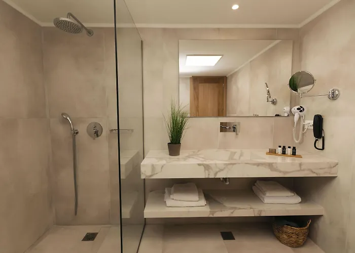 Palm & Suites