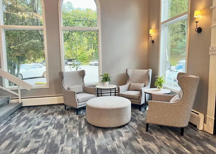 Town & Country Inn & Resort