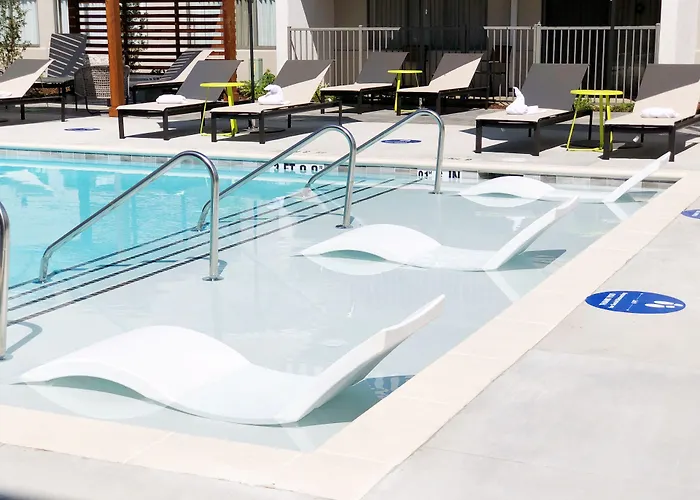 Doubletree Suites By Hilton Nashville Airport