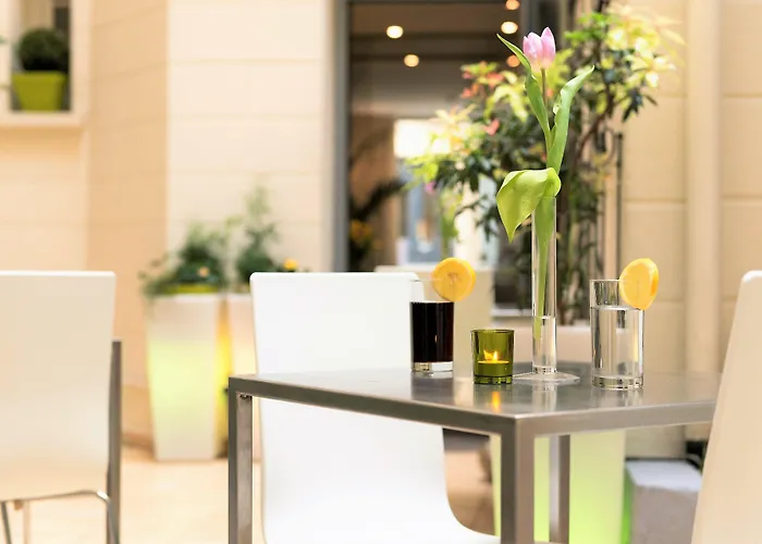 Hotel Glasgow Monceau By Patrick Hayat