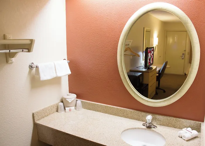 Red Roof Inn Greensboro Coliseum