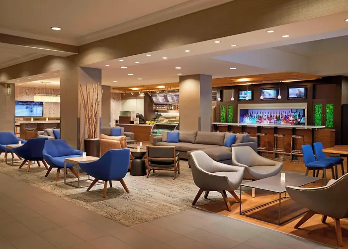 Courtyard By Marriott Toronto Downtown