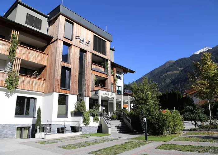 &Suites Glück Auf