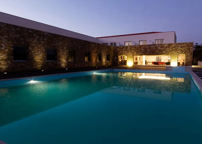  Vila D'Óbidos