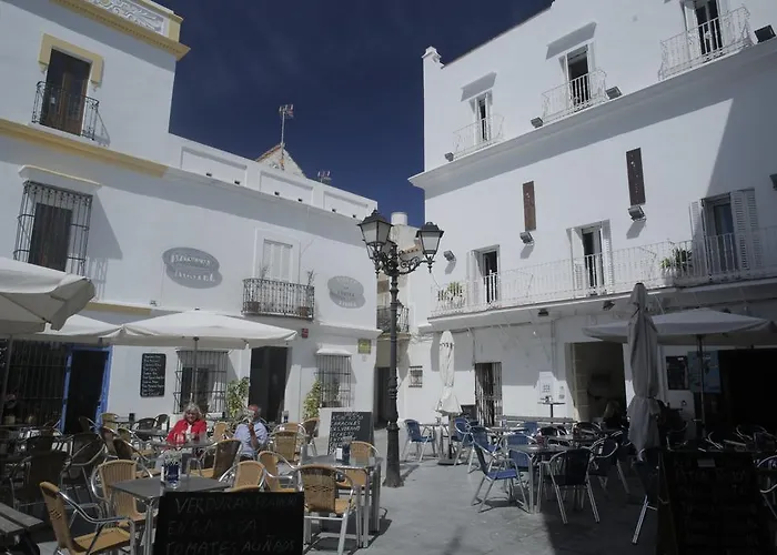 Wake Up In Tarifa & Restaurant Lounge