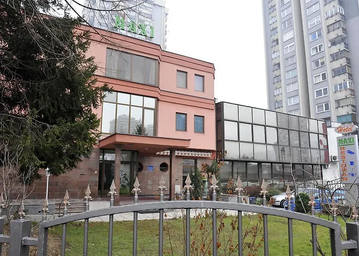Hotel Maxi