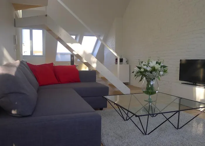 B&B Home & The City