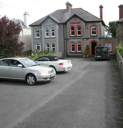 Dun Aoibhinn Guest Accommodation