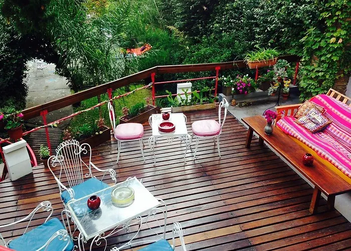 Pension Guide Livian Guest House