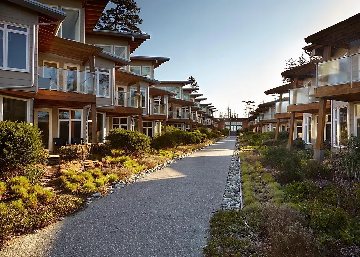 Hotels Close to Airport Cox Bay Beach Resort
