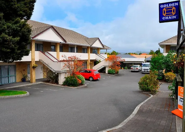 Motels Fenton Court