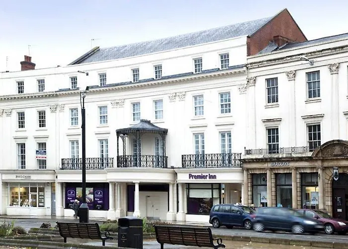 Premier Inn Leamington Spa Town Centre