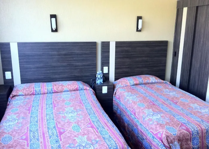 Hotel near College: Hotel Arizona