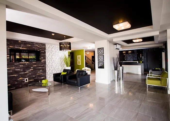 V Hotel & Suites