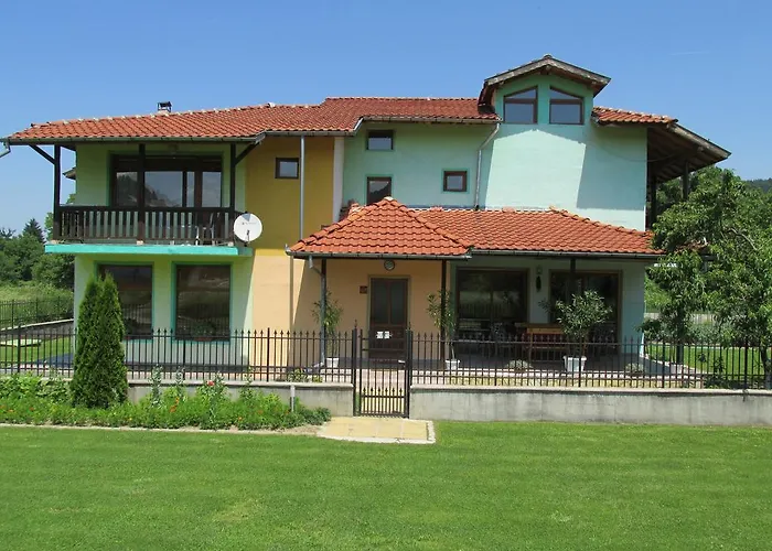 Pri Orehite Guesthouse