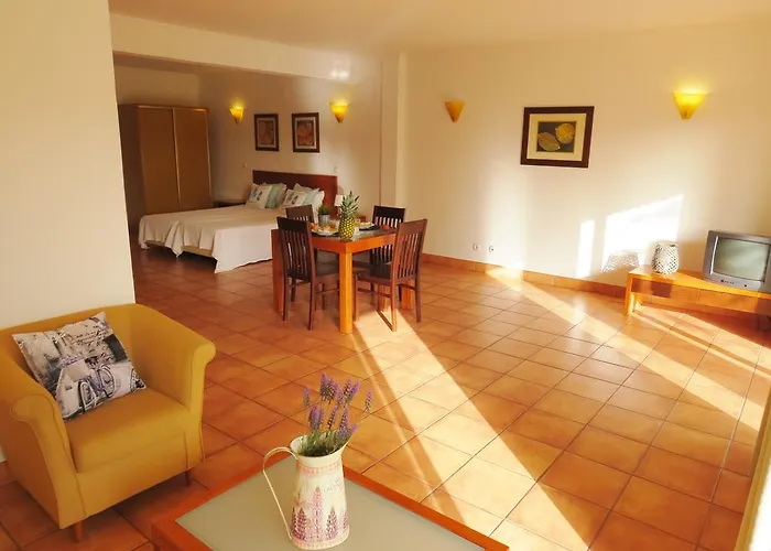 Vila Mos - Beach Resort