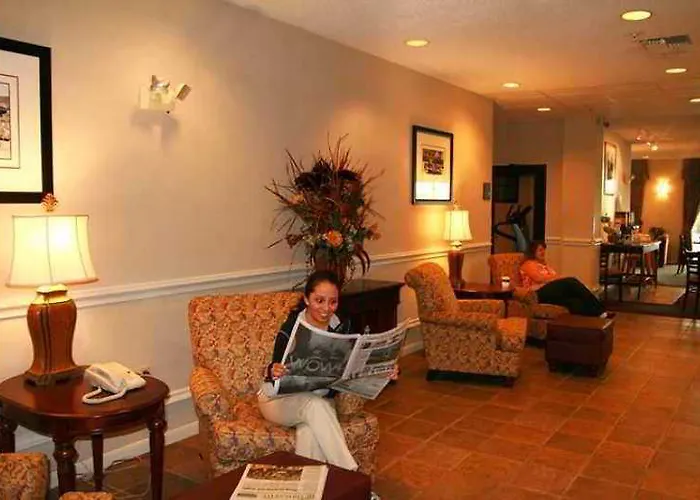 Hampton Inn On The Lake
