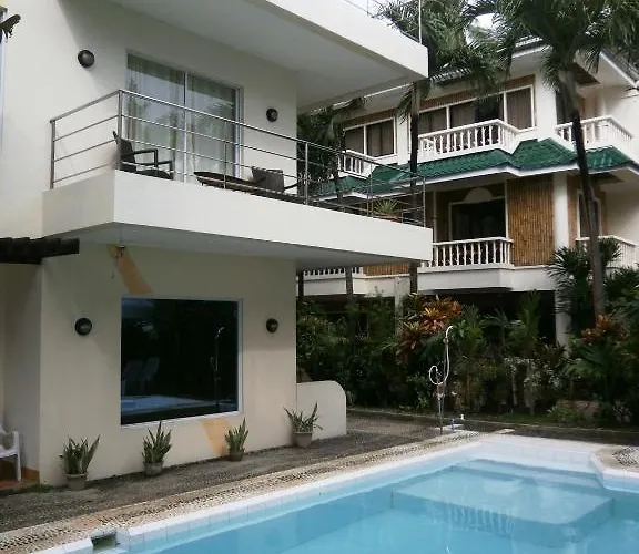 Beachcomber Resort