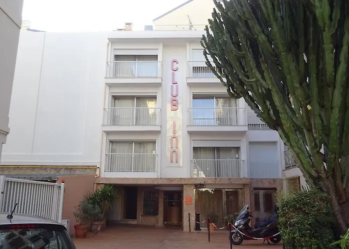  Residence Club