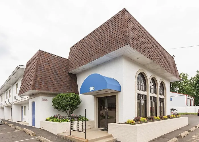 Motel 6-Warminster, Pa
