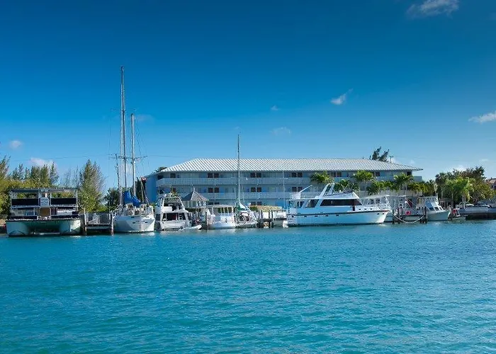 Flamingo Bay & Marina