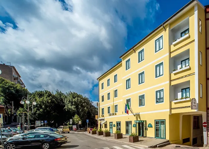 New Petit Hotel
