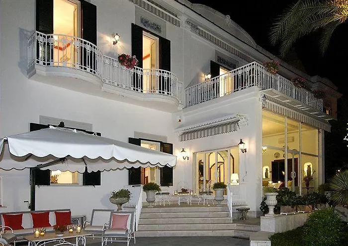 Casa vacanze: Marechiaro - Villa & Relais