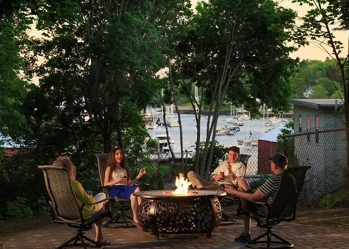 Jacuzzi hotel: Hawthorn Inn