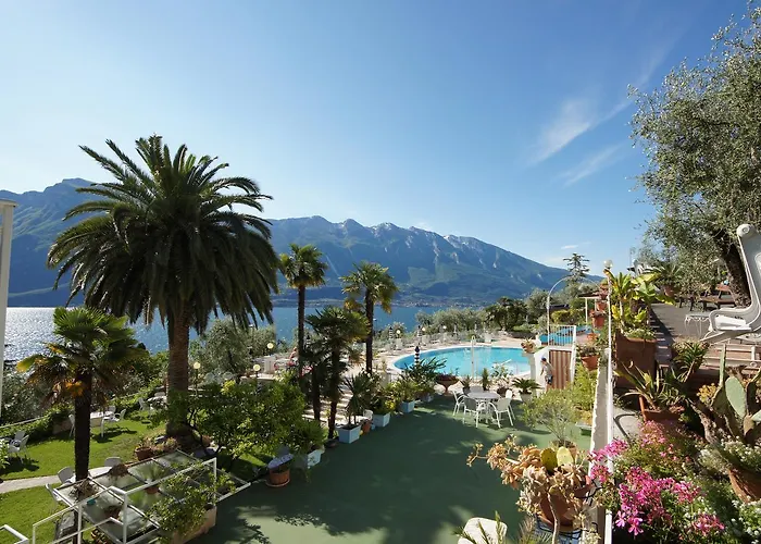 Hotel Riviera Panoramic Green Resort