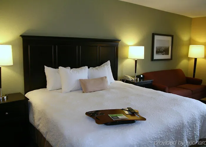 Hampton Inn On The Lake