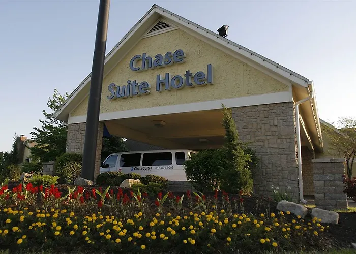 Spa Hotel: Chase Suite Hotel Kansas City Airport