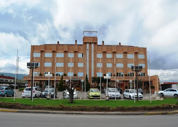 Hotel Brujas De Irues