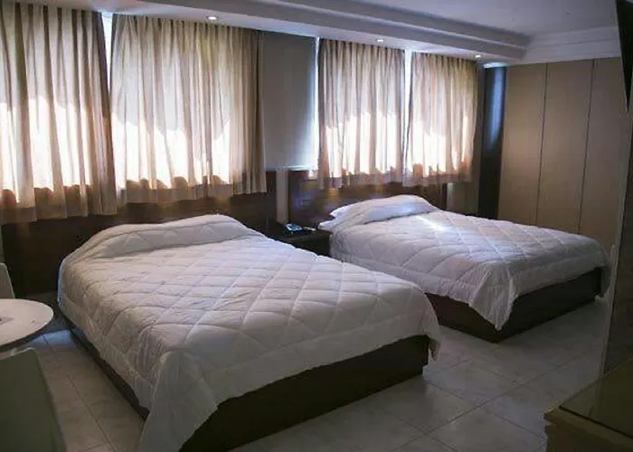 Roma Plaza